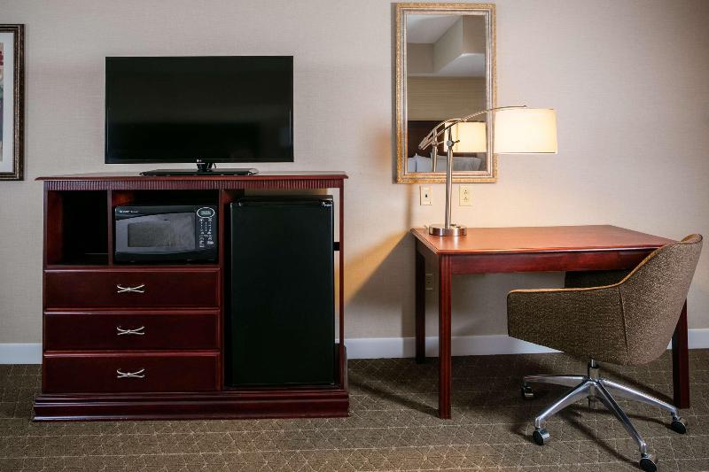 Hampton Inn Mitchell image