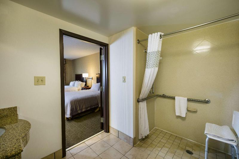 Hampton Inn Mitchell image