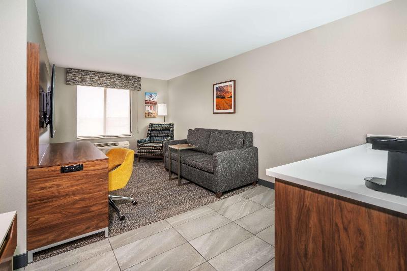 Hampton Inn Mitchell image