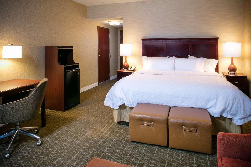 Hampton Inn Mitchell image