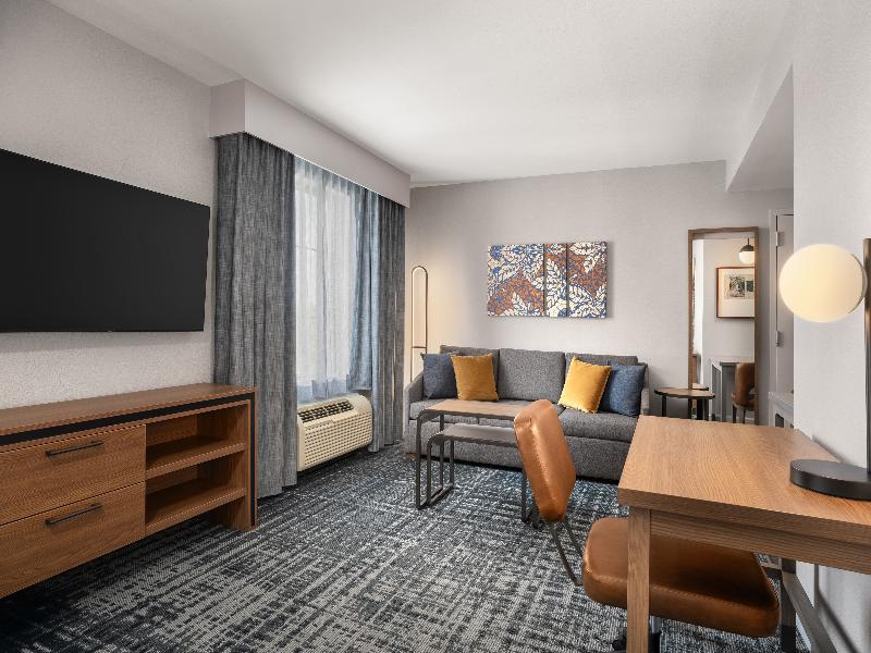 Homewood Suites by Hilton Newtown, PA image