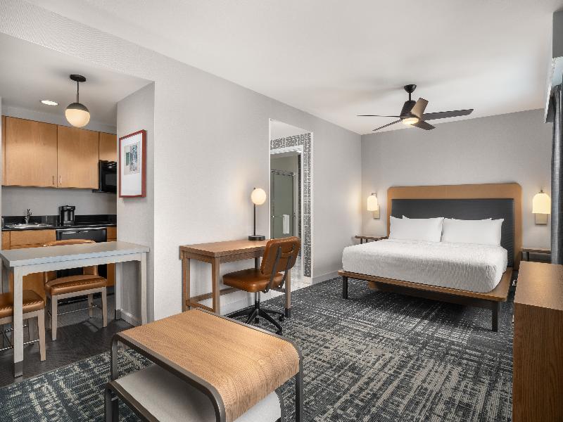 Homewood Suites by Hilton Newtown, PA image