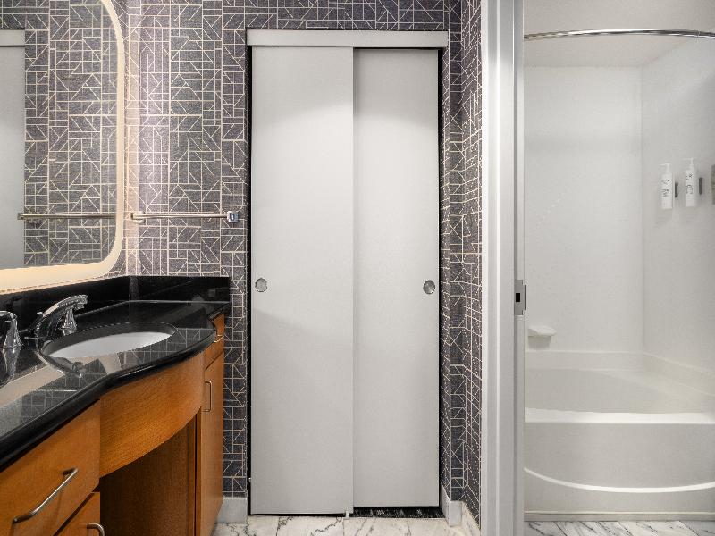 Homewood Suites by Hilton Newtown, PA image