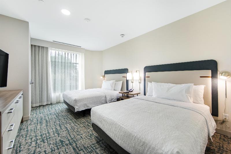 Homewood Suites by Hilton East Rutherford - Meadow image