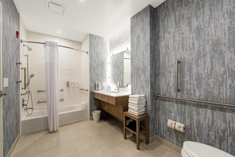 Homewood Suites by Hilton East Rutherford - Meadow image