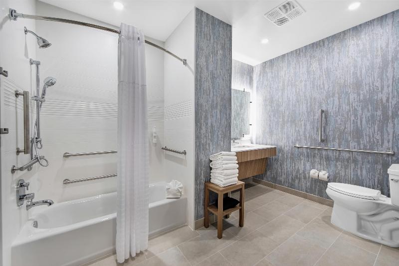 Homewood Suites by Hilton East Rutherford - Meadow image