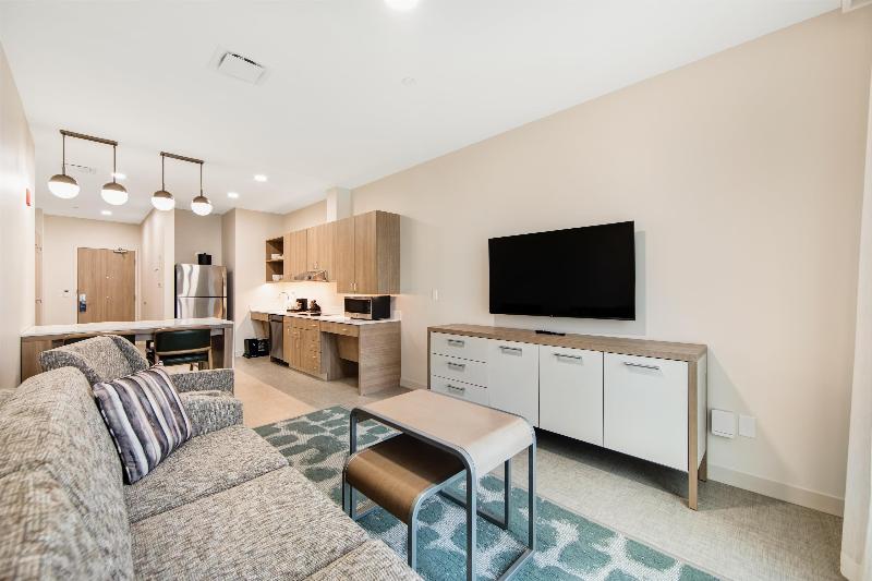 Homewood Suites by Hilton East Rutherford - Meadow image