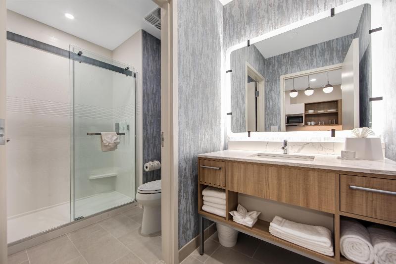 Homewood Suites by Hilton East Rutherford - Meadow image