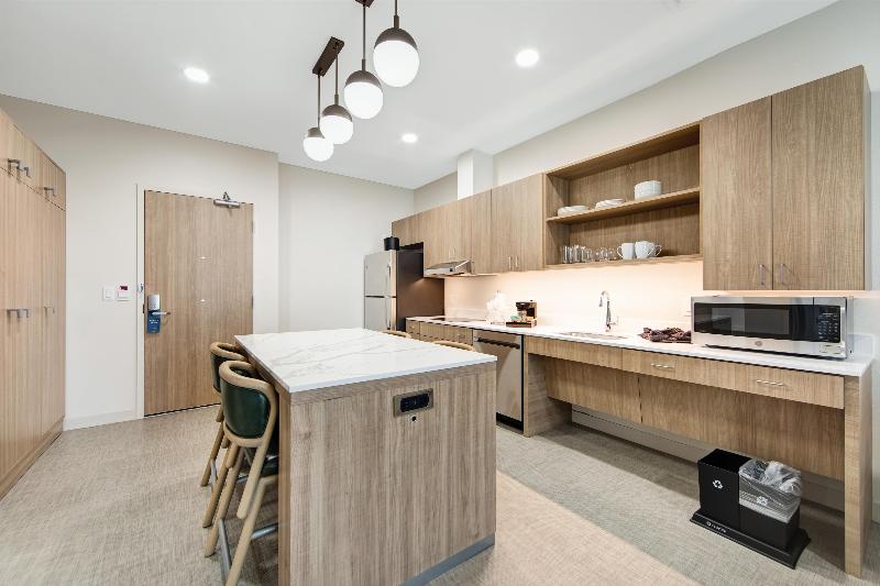 Homewood Suites by Hilton East Rutherford - Meadow image