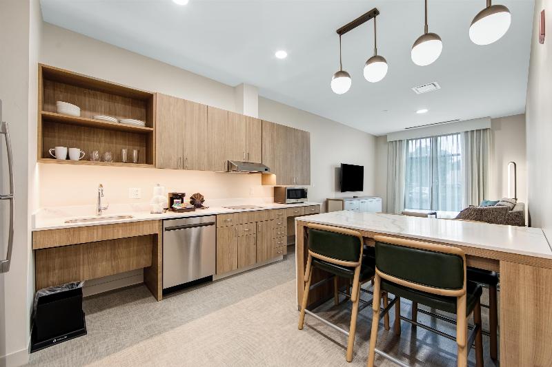 Homewood Suites by Hilton East Rutherford - Meadow image