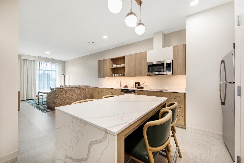 Homewood Suites by Hilton East Rutherford - Meadow image
