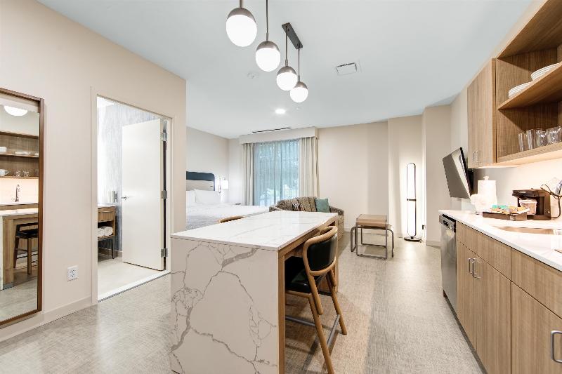Homewood Suites by Hilton East Rutherford - Meadow image