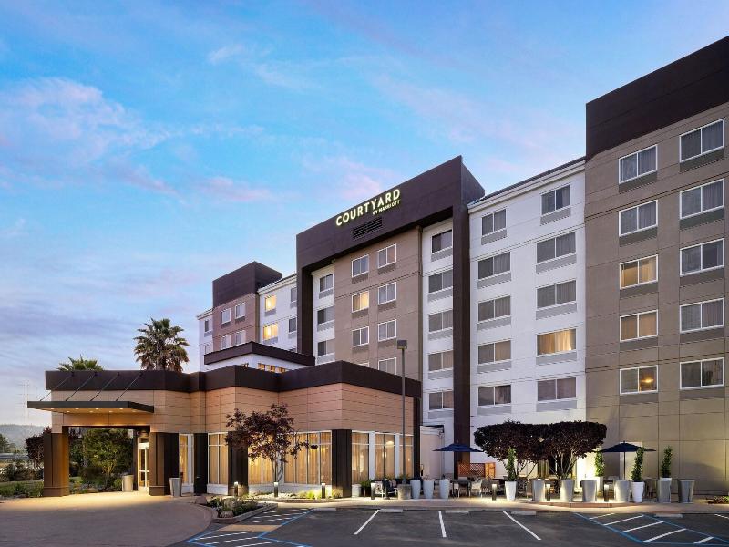 Courtyard San Francisco Airport Burlingame image