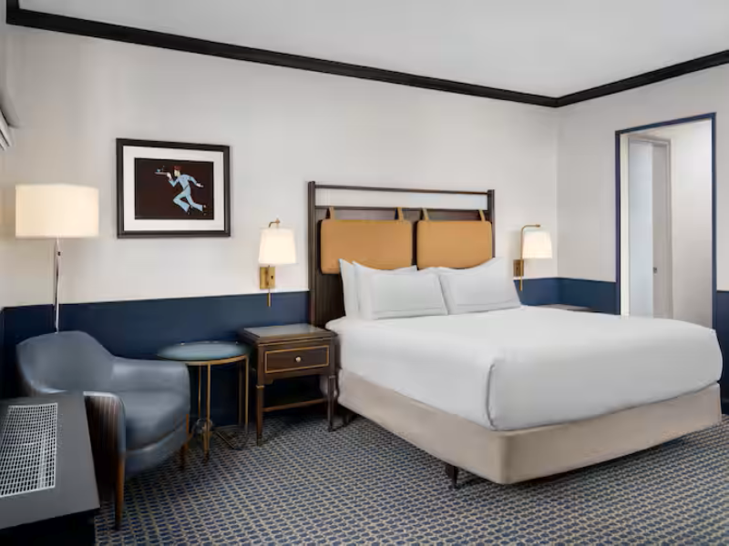 Hilton Orrington/Evanston image