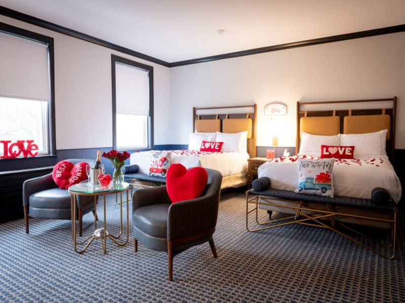 Hilton Orrington/Evanston image