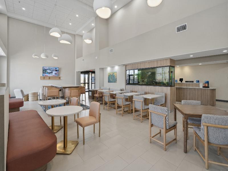 Hampton Inn & Suites Pharr image