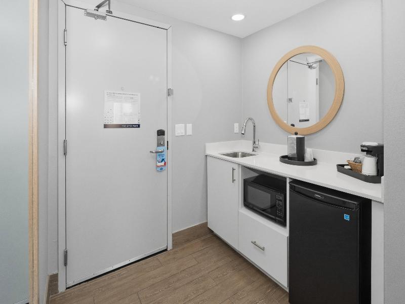 Hampton Inn & Suites Pharr image