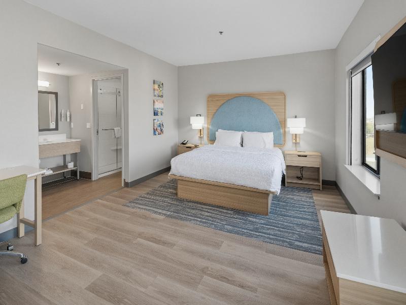 Hampton Inn & Suites Pharr image