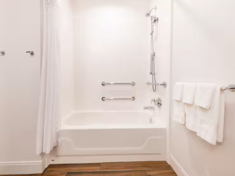 Hampton Inn Cleveland-Solon image