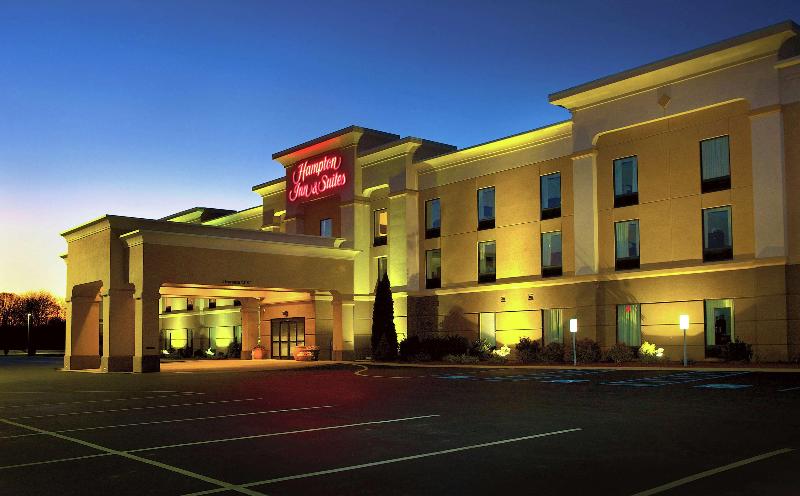 Hampton Inn AND Suites Lamar