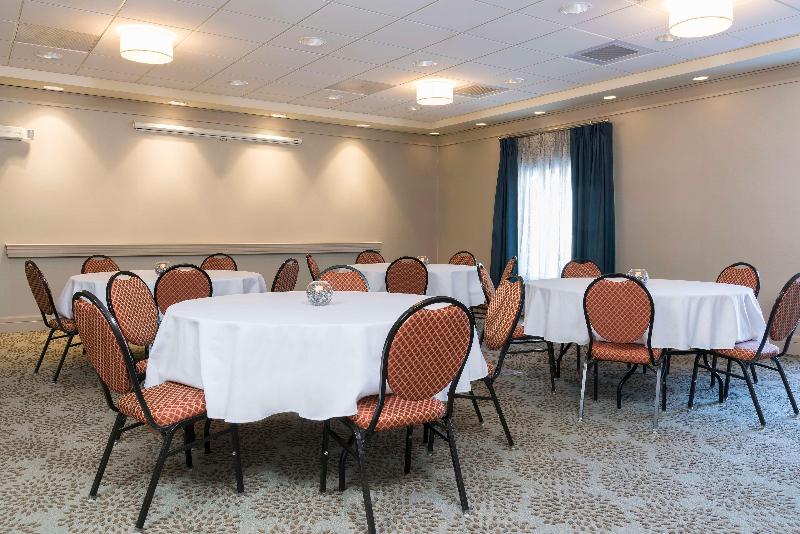 Hampton Inn & Suites Hartford-Manchester image