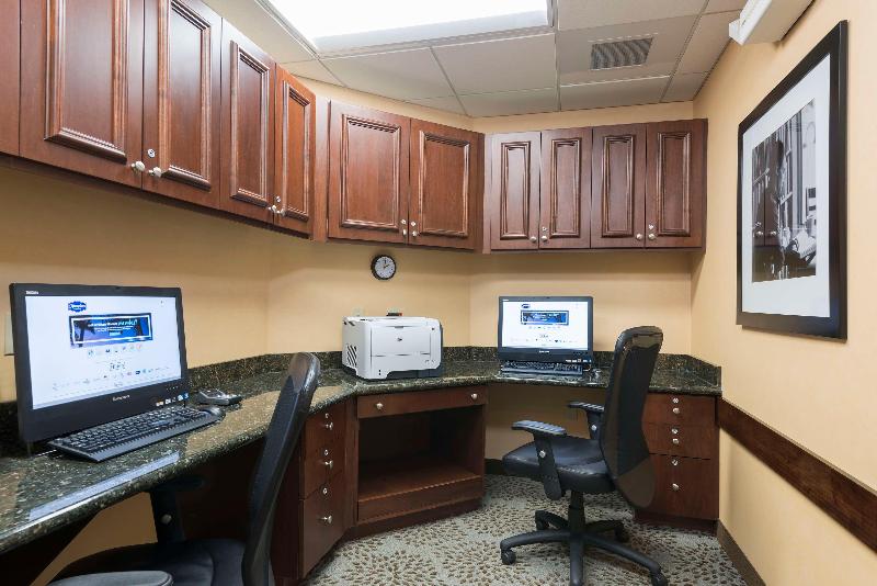 Hampton Inn & Suites Hartford-Manchester image