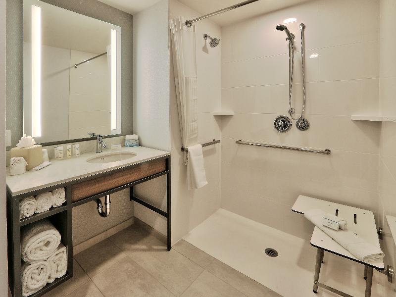 Hilton Garden Inn Albuquerque/Journal Center image