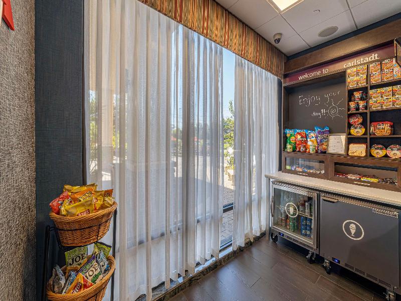 Hampton Inn Carlstadt-At The Meadowlands image