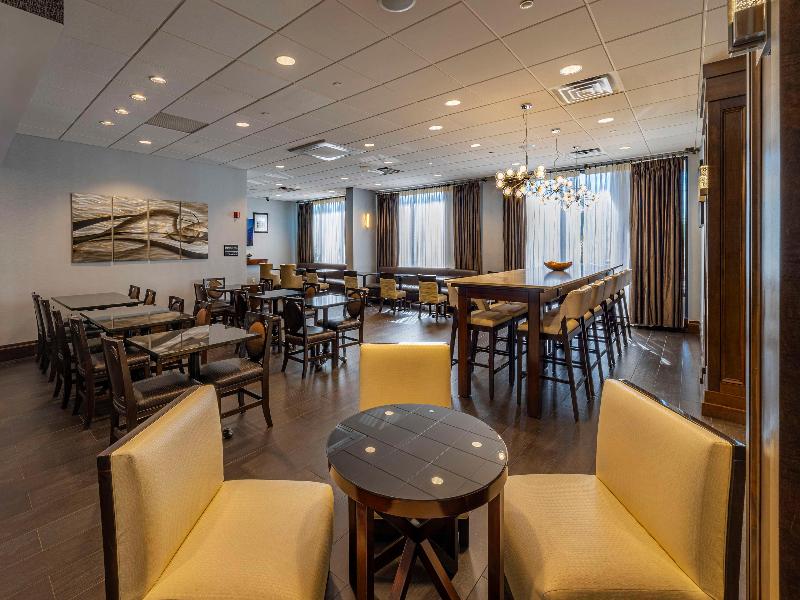 Hampton Inn Carlstadt-At The Meadowlands image