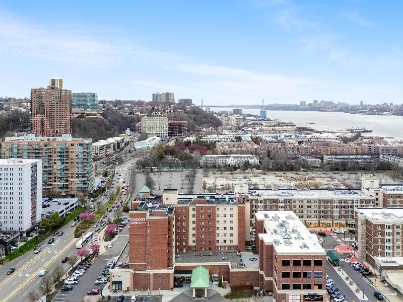 Homewood Suites by Hilton Edgewater-NYC Area image