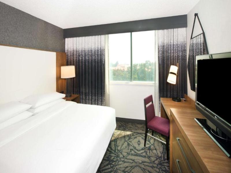 Embassy Suites Walnut Creek image