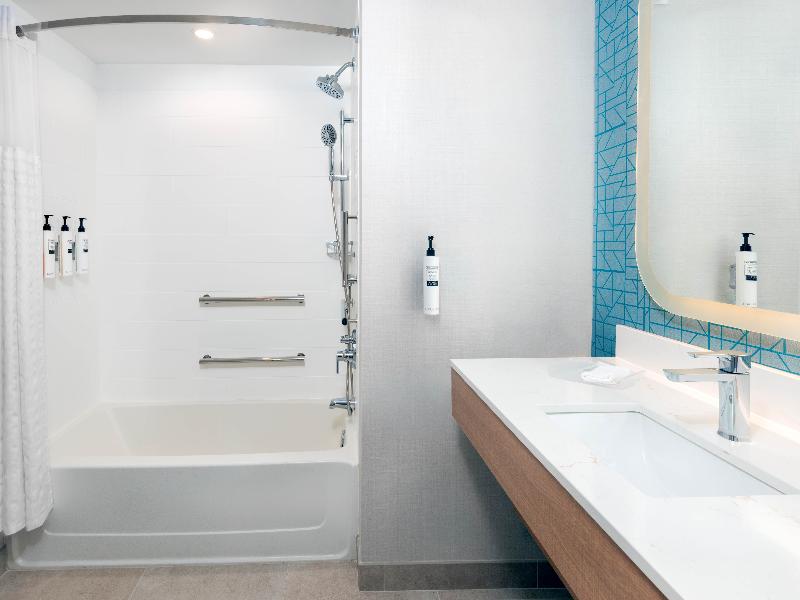 Homewood Suites by Hilton Holyoke-Springfield/Nort image