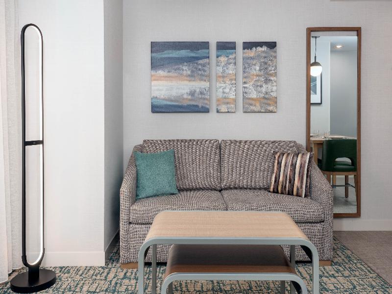 Homewood Suites by Hilton Holyoke-Springfield/Nort image