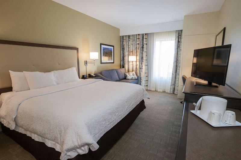 Hampton Inn Great Falls image