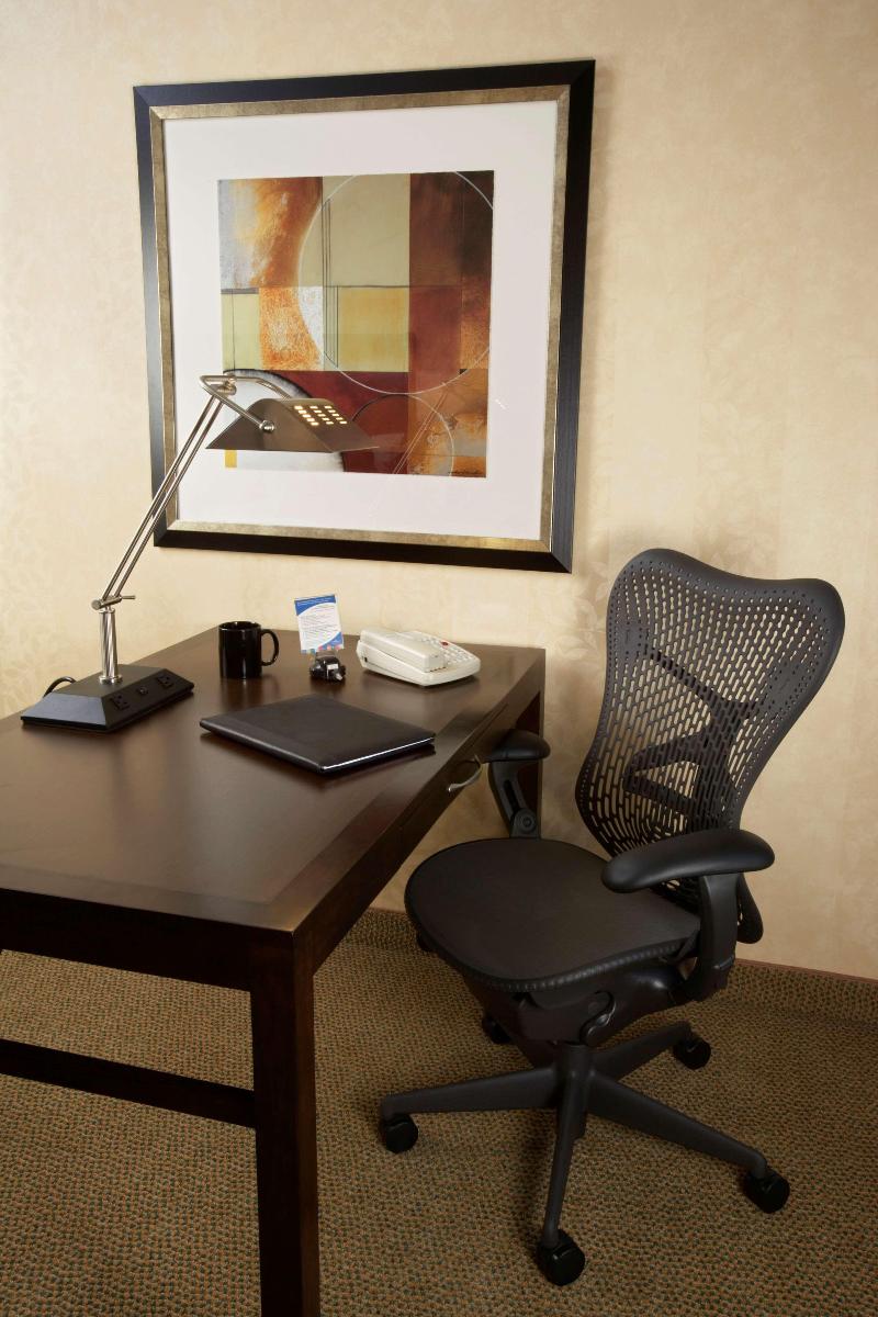 Hilton Garden Inn Seattle/Bothell, WA image