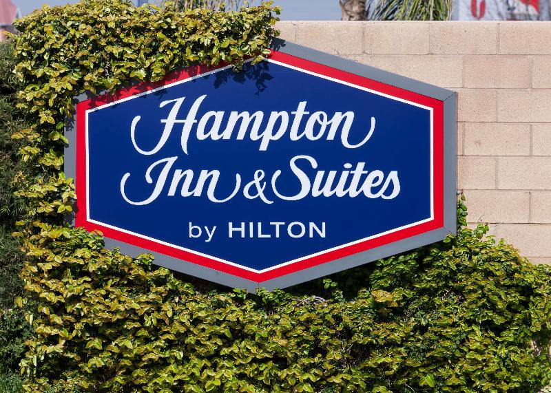 Hampton Inn  Suites Tulare