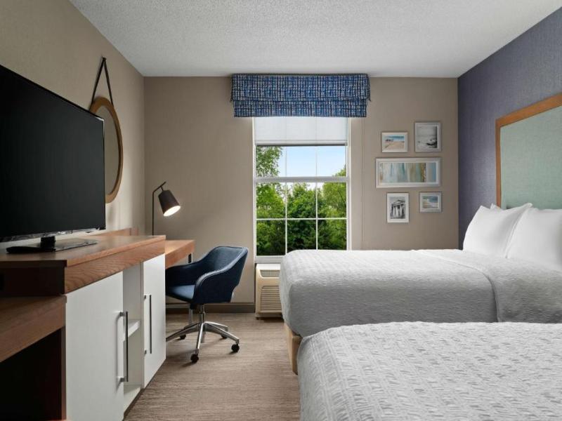 Hampton Inn South Kingstown - Newport Area image