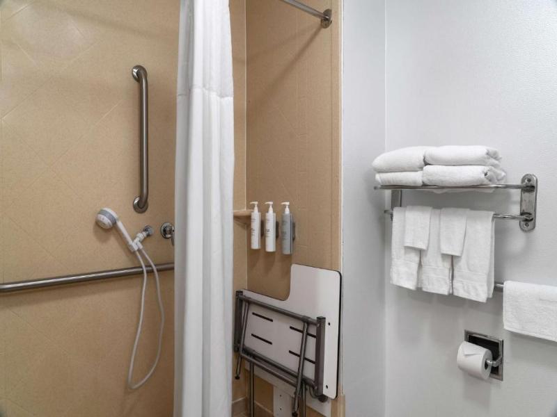 Hampton Inn South Kingstown - Newport Area image