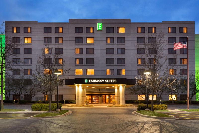Hotel Embassy Suites by Hilton Chicago North Shore
