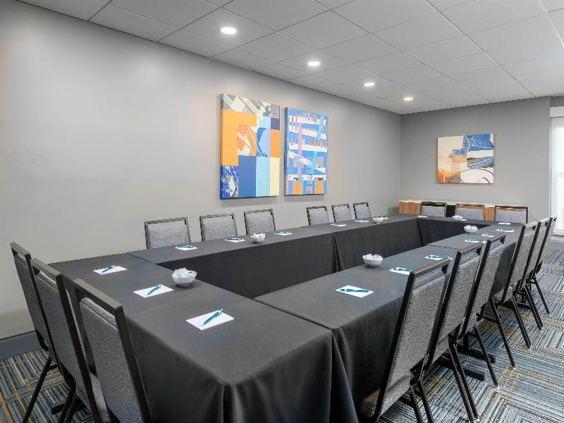Homewood Suites by Hilton Orlando-UCF Area image