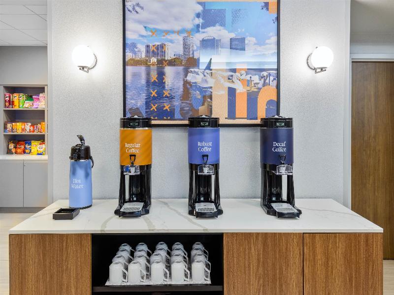 Homewood Suites by Hilton Orlando-UCF Area image
