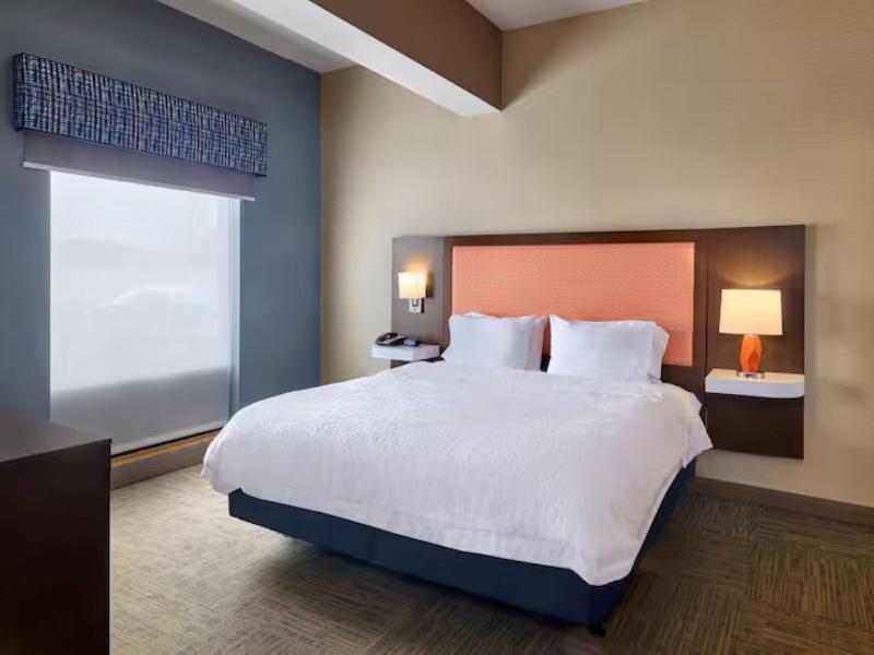 Hampton Inn & Suites Providence Smithfield image