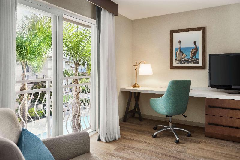 Hilton Garden Inn Carlsbad Beach image