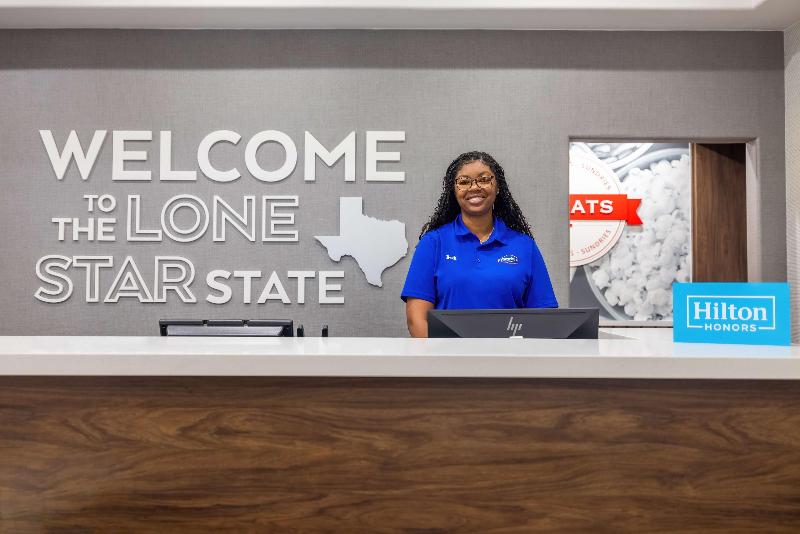 Hampton Inn & Suites Brenham image