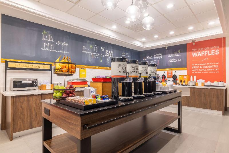 Hampton Inn & Suites Brenham image