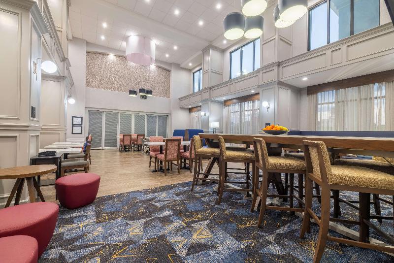 Hampton Inn & Suites Brenham image