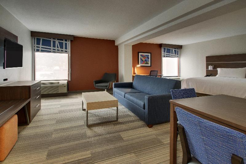 Holiday Inn Express Voorhees - Mt. Laurel image