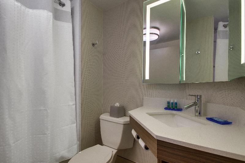 Holiday Inn Express Voorhees - Mt. Laurel image
