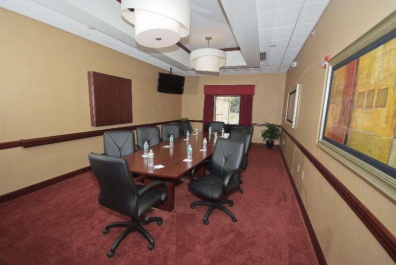 Hampton Inn & Suites Vineland image