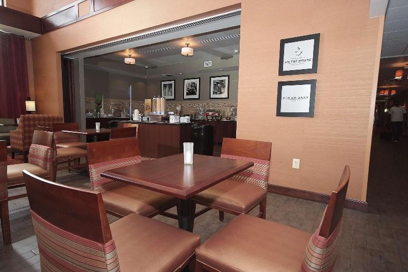 Hampton Inn & Suites Vineland image